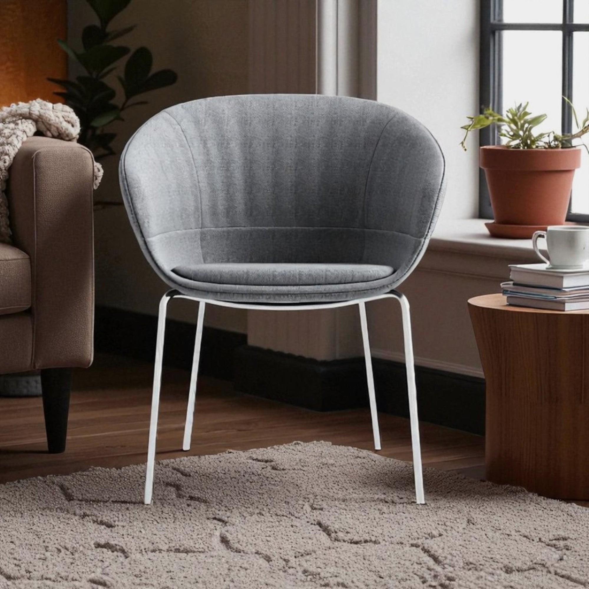 HOS 02 4 legged Rounded Back Lounge Chair